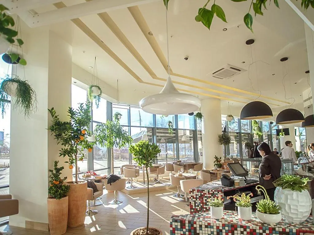 Жк Silver Breeze,Днепровськая Набережная 1А Kyiv Apartment