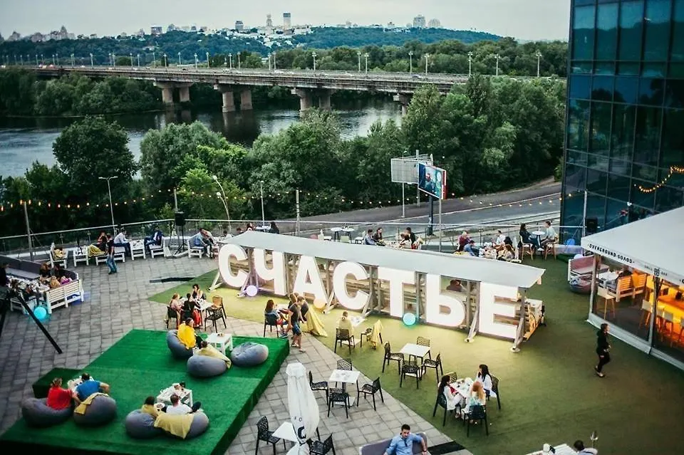 Apartment Жк Silver Breeze,Днепровськая Набережная 1А Kyiv